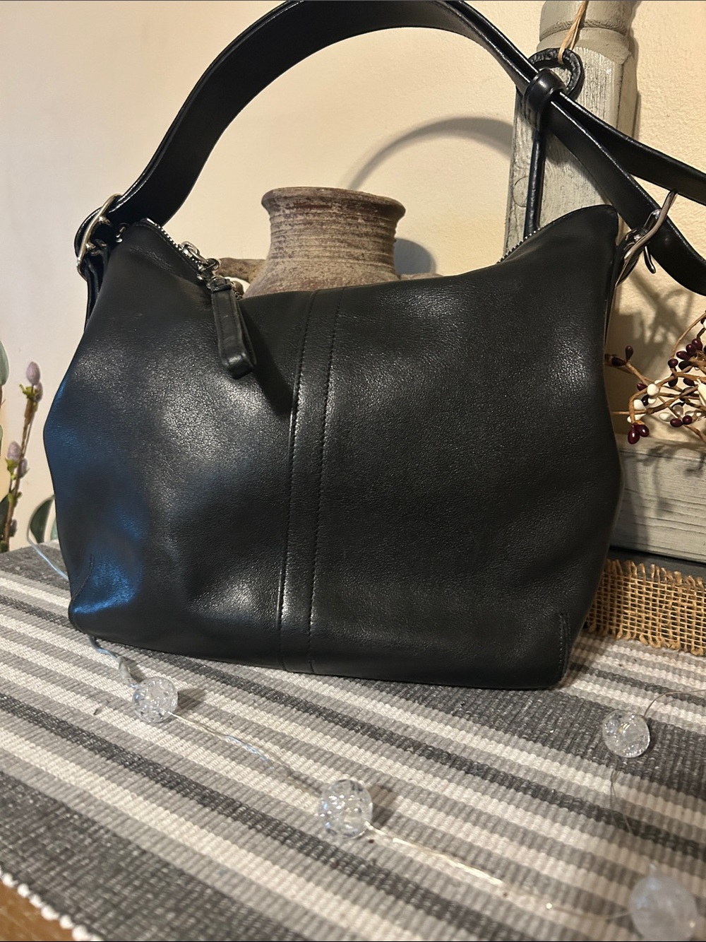 Vintage Coach Hamptons Black Leather Hobo Bag Style 9326 - Picture 7 of 7